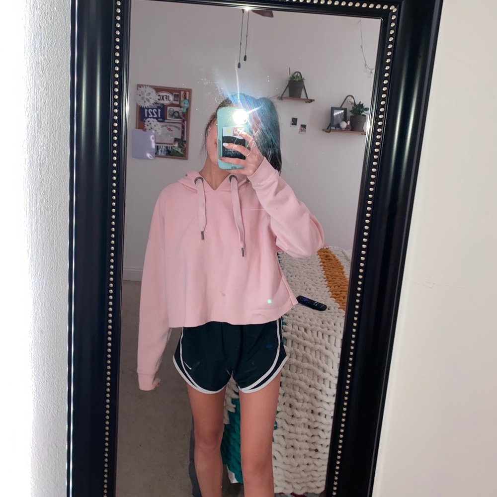 Charlotte Russe pink sweatshirt